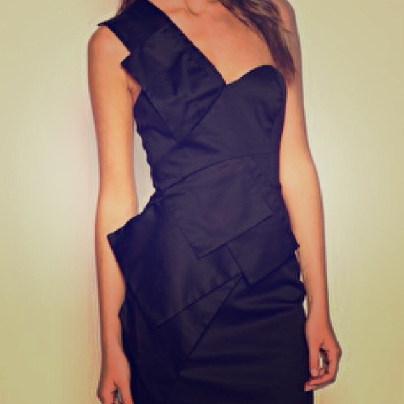 ASOS Dresses & Skirts - ASOS Folded Origami 1 Shoulder Dress