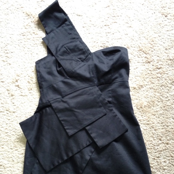 ASOS Folded Origami 1 Shoulder Dress - Picture 3 of 3