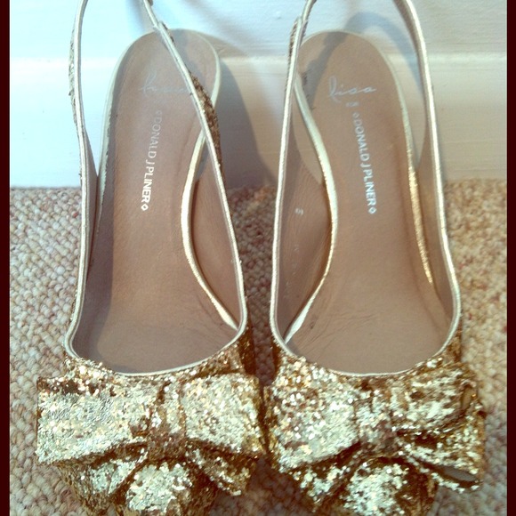 Lisa for Donald J. Pliner Gold Heels