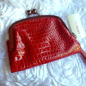 Red Alligator Clutch