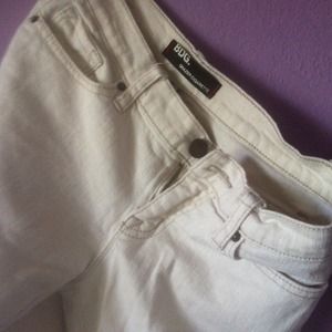 BDG ankle white skinnies BUNDLE FOR LOVE