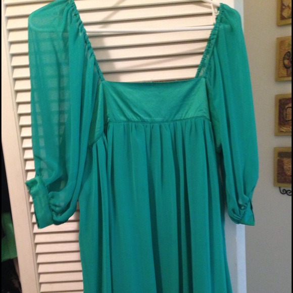 Turquoise bubble dress