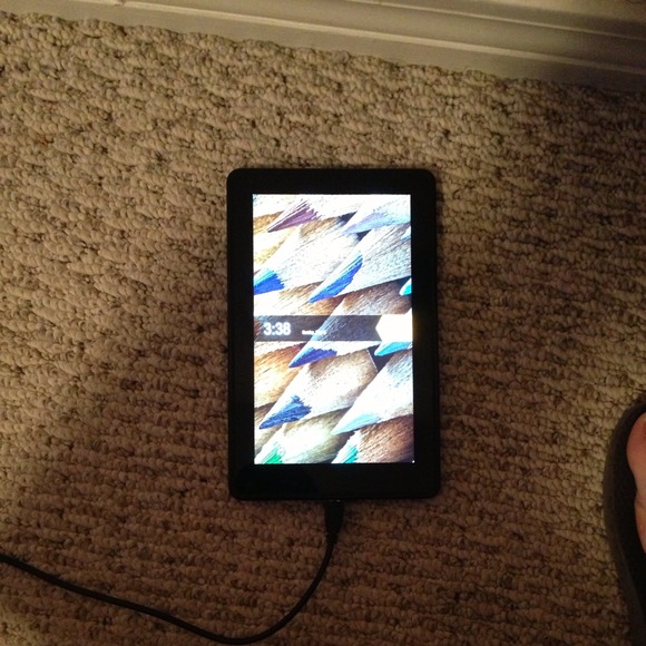 Kindle fire 8GB bundle for lucky2me2