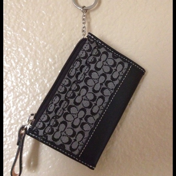 Authentic Coach Coin Purse - Picture 2 of 4