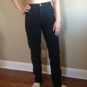 Black High-Waisted Rockies