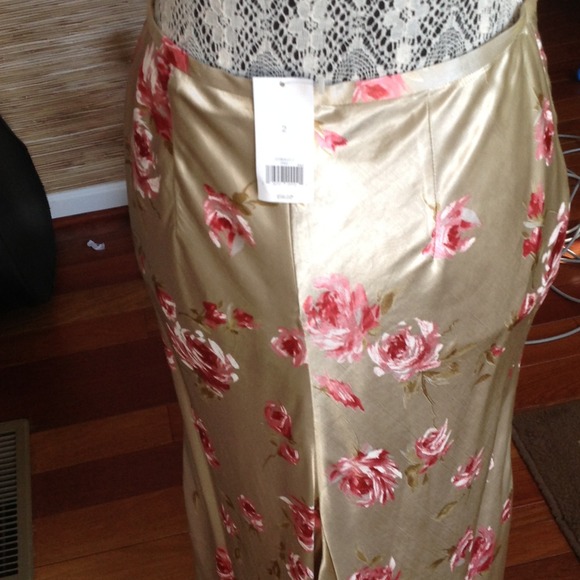 Brand new stunner - Picture 2 of 3