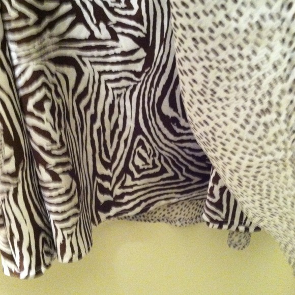 Skirt - Picture 2 of 2