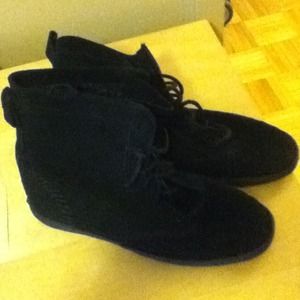Price reduced!!! Black suede keds boots.