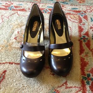 Kenneth Cole REACTION brown MarryJanes