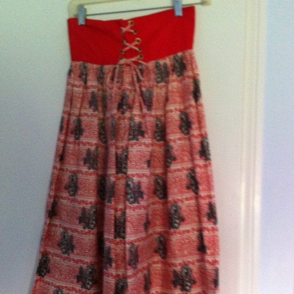 •Traded• - Picture 2 of 3