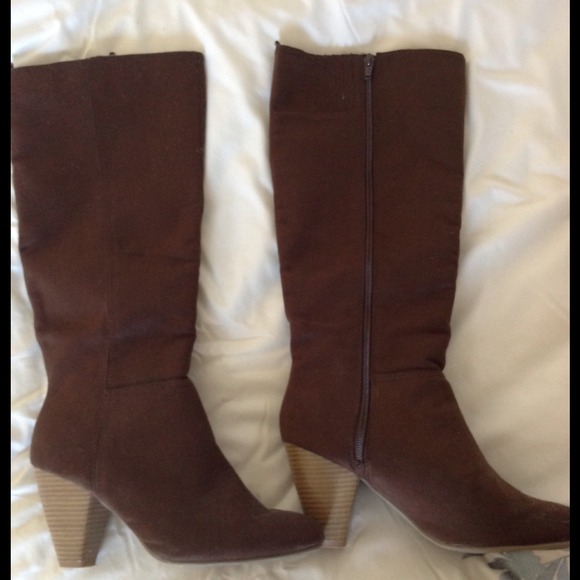 🚫SOLD🚫Knee length suede like brown boots