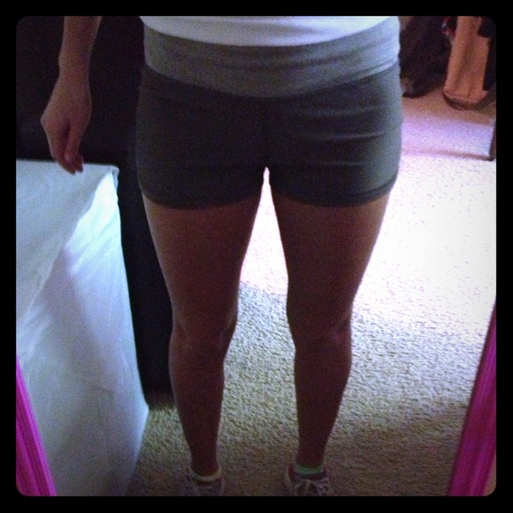 Nike shorts small brown