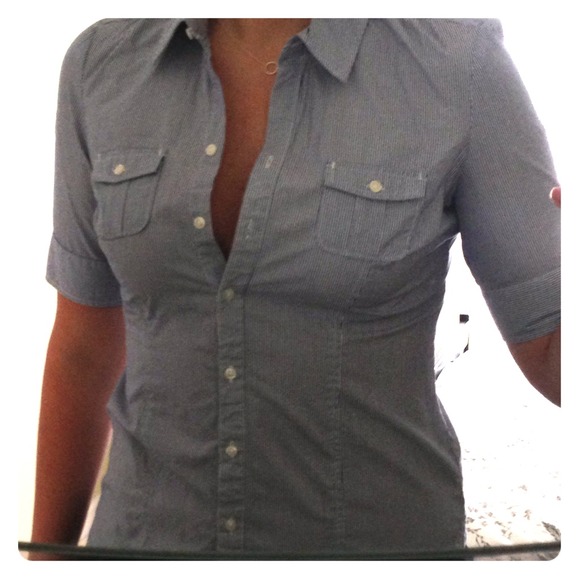 American Eagle button down short sleeve shirt sz 8