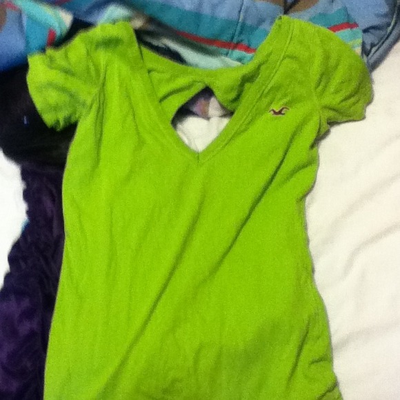 Medium, green, open back, Hollister shirt
