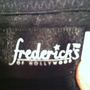 NWOT Fredericks of Hollywood 36DD