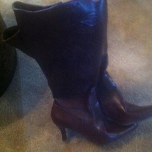 Brown fashion boots