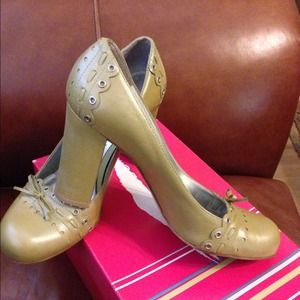 Jelly-WM washed metallic pumps by BCBGirls.