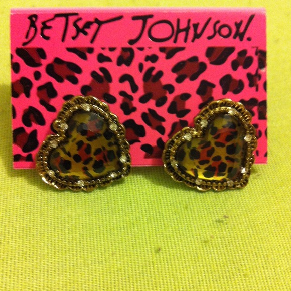 Betsey Johnson cheetah stud earrings