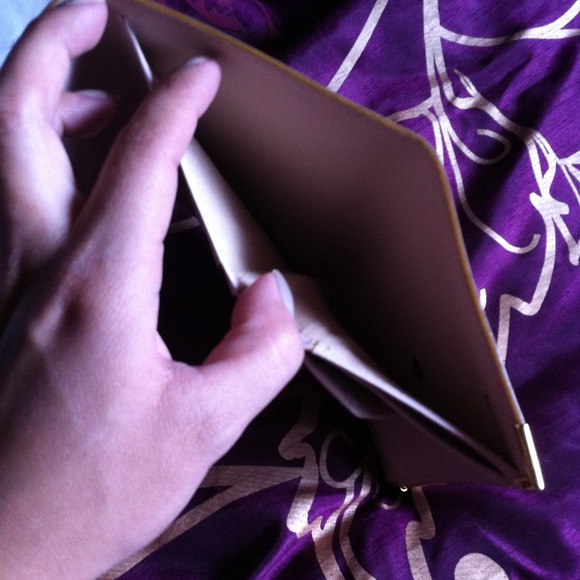 🚫SOLD in bundle for @florlizbeth0701🚫LV wallet - Picture 3 of 4