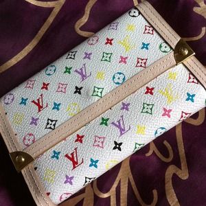 🚫SOLD in bundle for @florlizbeth0701🚫LV wallet