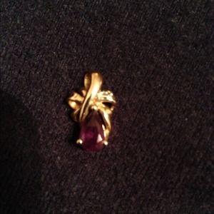 14k amethyst pendant