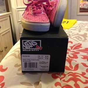 Hello Kitty Vans!