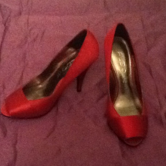 REDUCED!!! Luscious Red Peeptoe Heels