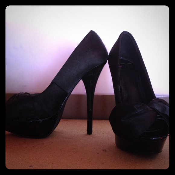 BRAND NEW STILETTO's