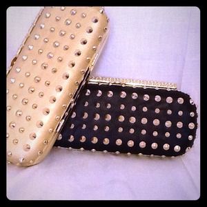 Studded clutch