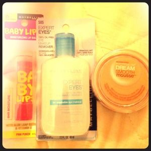 On hold- @jmendoza44 💋