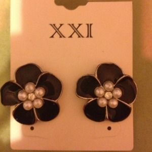 Flower earrings