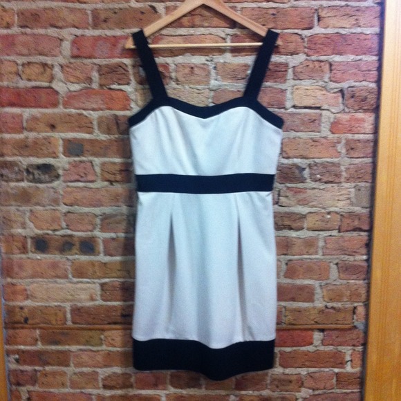 NWOT Black and Taupe Tulip Dress - Picture 2 of 2