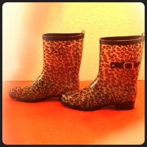 *Cheetah Print Rain Boots*
