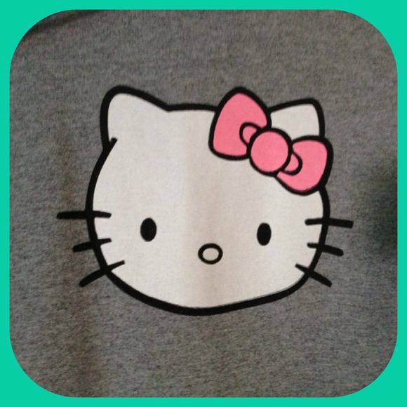 🚫SOLD!!🚫 ⬇REDUCED!!⬇ Hello Kitty sweater
