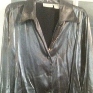 Silver metallic 22W long sleeve shirt