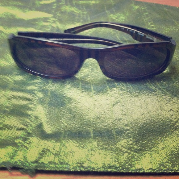 Authentic Burberry Women's sunglasses