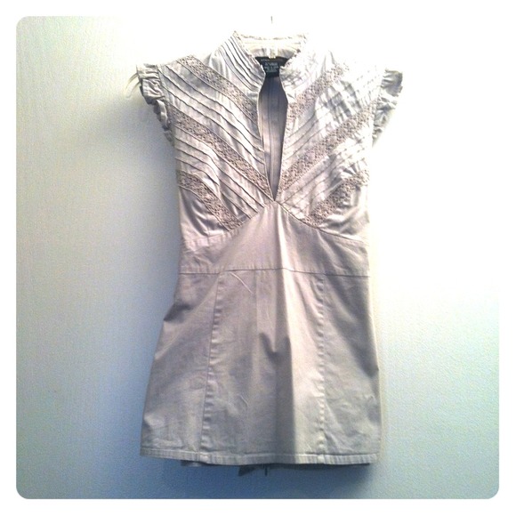 Gray Ruffle Sleeveless Blouse