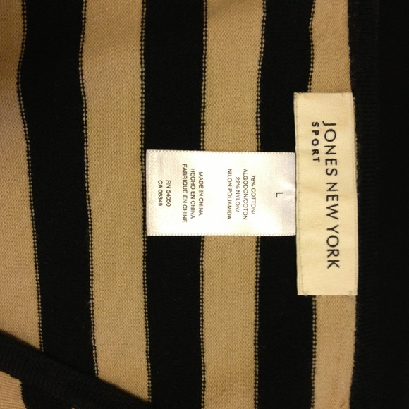 Jones New York Sport Top, Size L - Picture 3 of 3