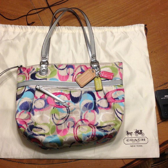 Coach Purse ON HOLD