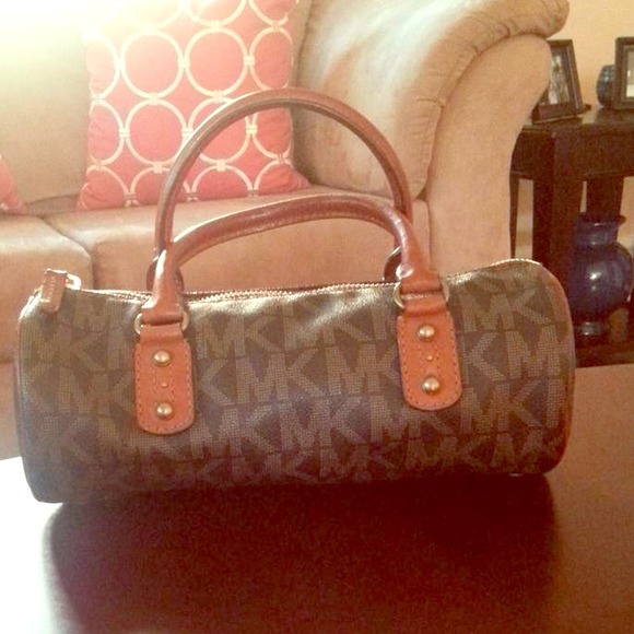 ********SALE********* MK Duffle Tote