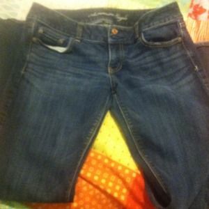 SOLD 👏 AE jeans!