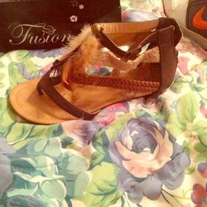 Feather sandals