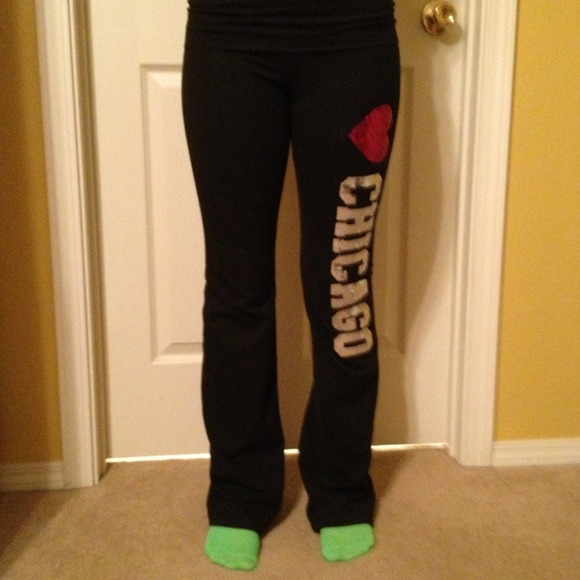 Chicago bling yoga pants