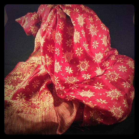 Imported Handcrafted Batik Scarf Red and Gold