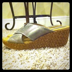 Fossil sandals