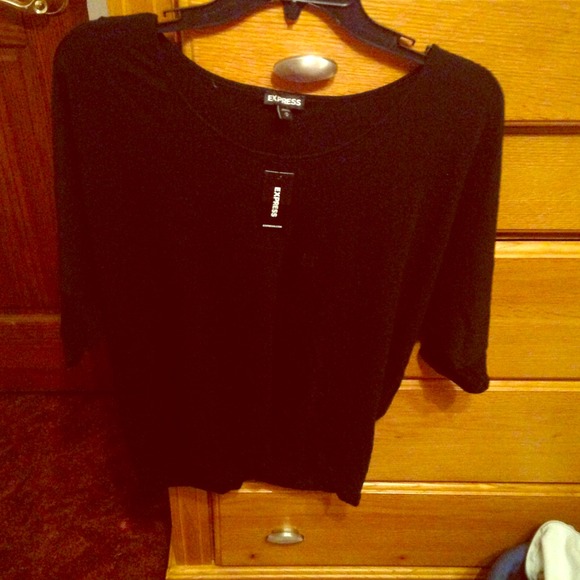 2 flowy express shirts