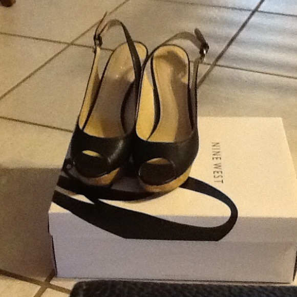 Sexy Black Leather NineWest Heels