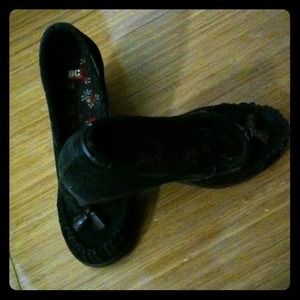 Bc footwear moccasin wedges Urban outfitters 7-8
