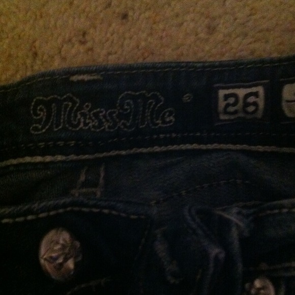 Real Miss Me Shorts - Picture 2 of 3