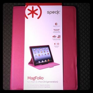 Magfolio IPad case. Fits 2 and 3 PINK